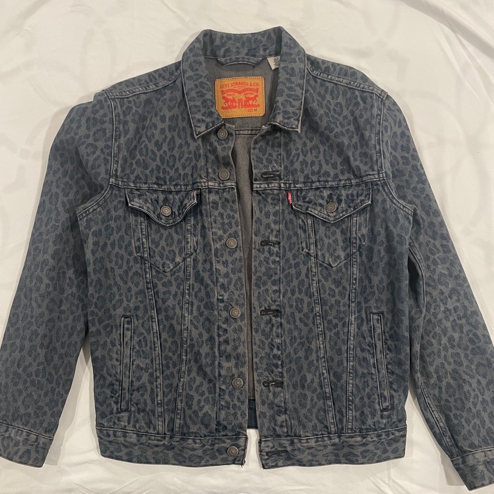 Levi's Blue Cheetah Print Denim Jacket